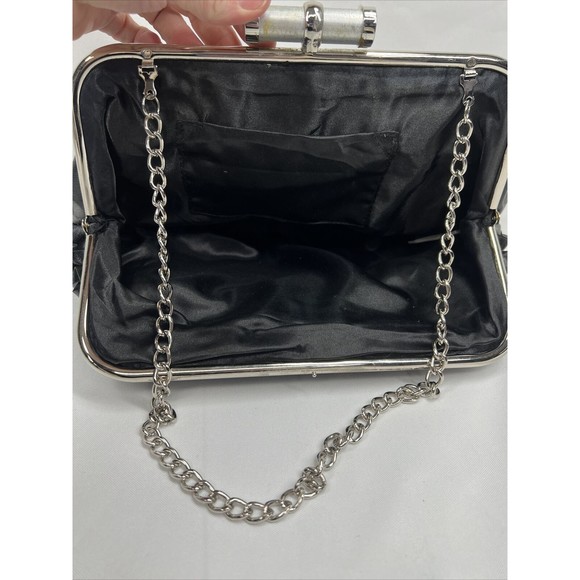 Ruffle Black￼ Purse Shoulder Bag Strap Silver Chain Ruffle Accent - Picture 6 of 8